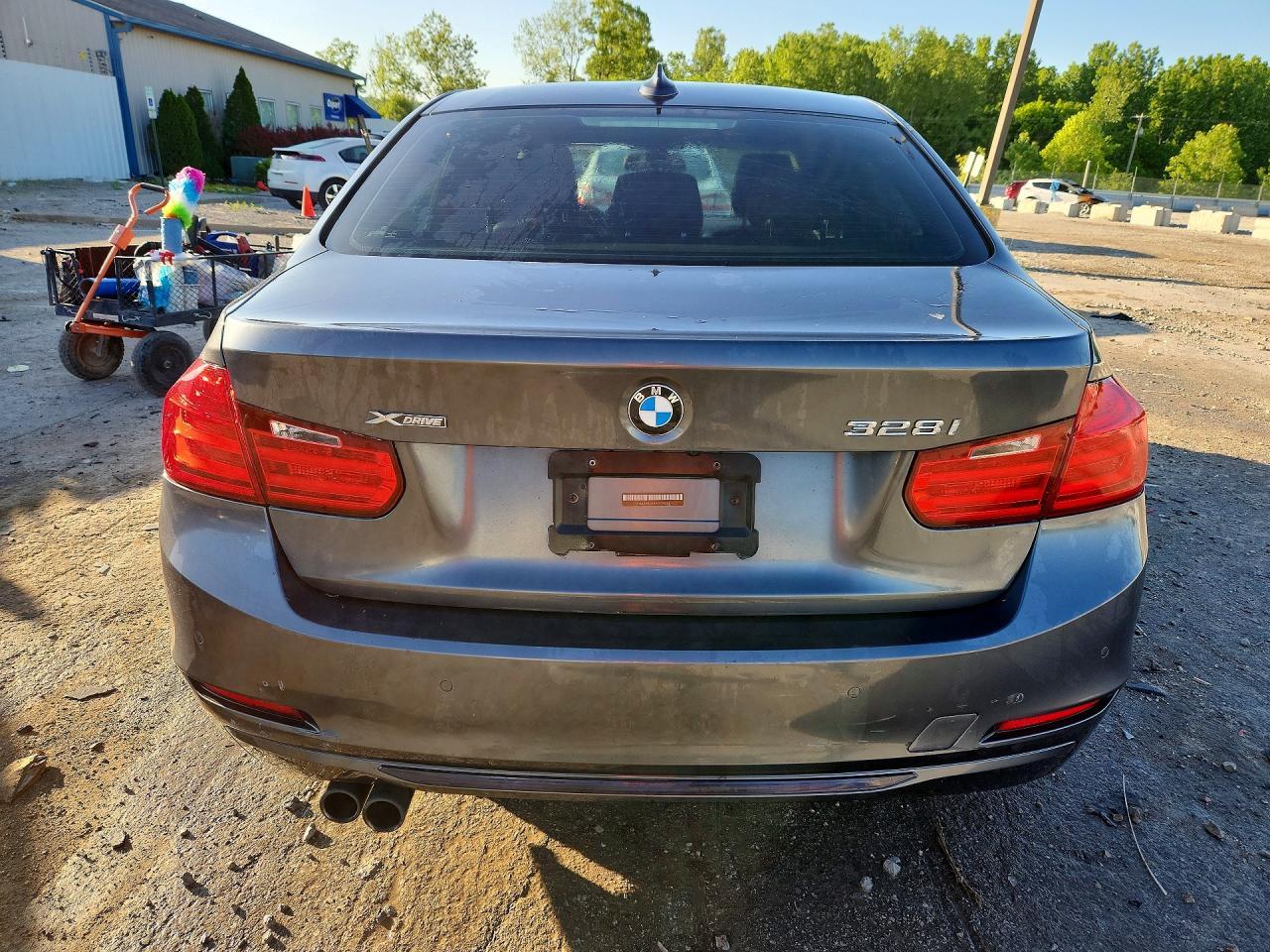 2015 BMW 328 Xi - zdjęcie 6