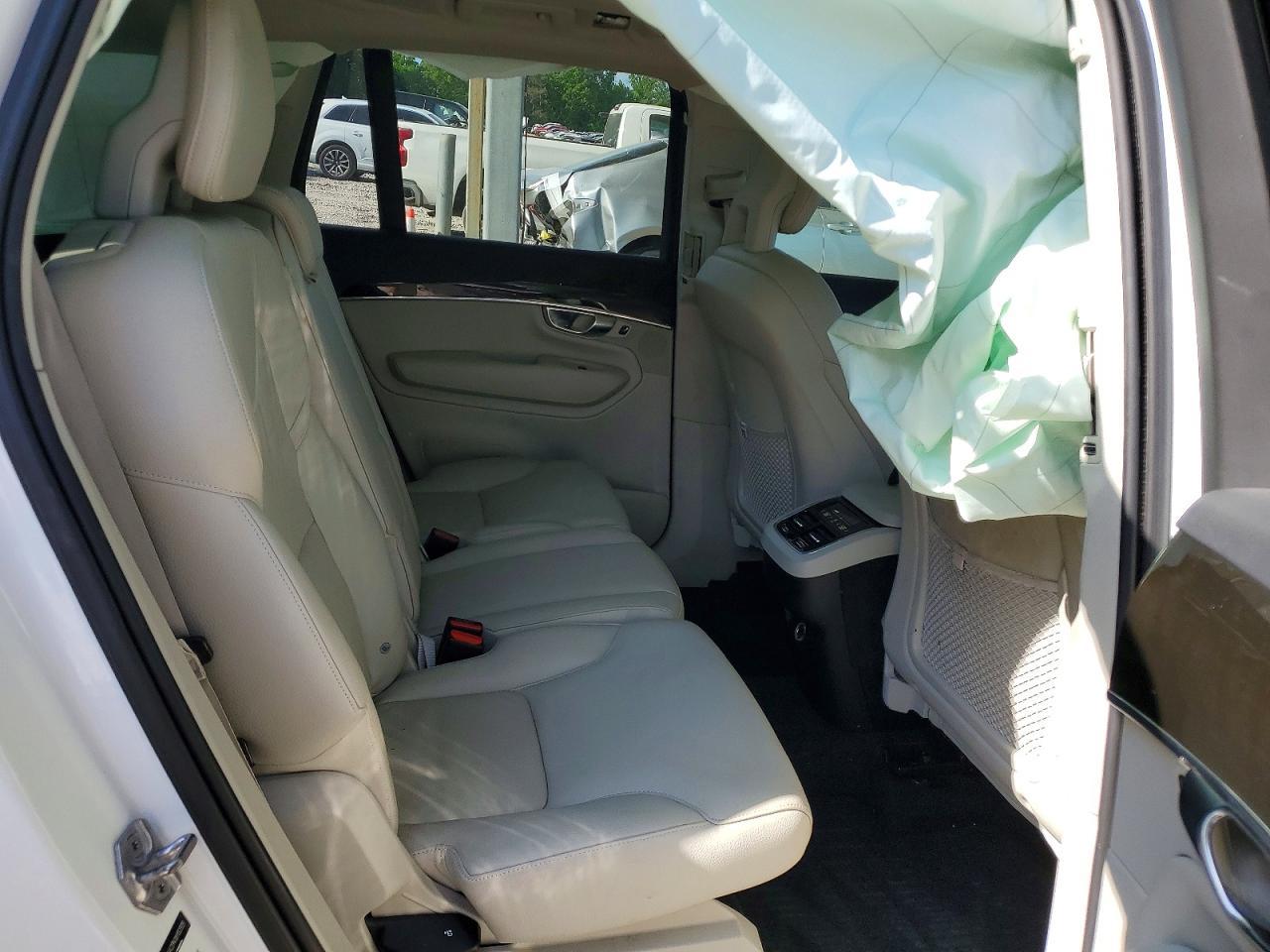 2017 Volvo Xc90 T6 - zdjęcie 10