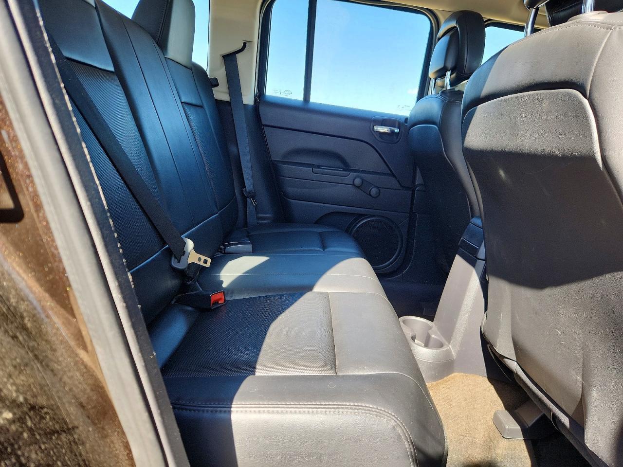 2014 Jeep Patriot - zdjęcie 11