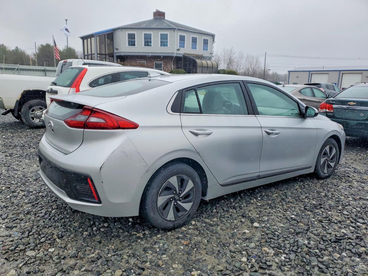 2017 Hyundai Ioniq Hybrid Sel - zdjęcie 3