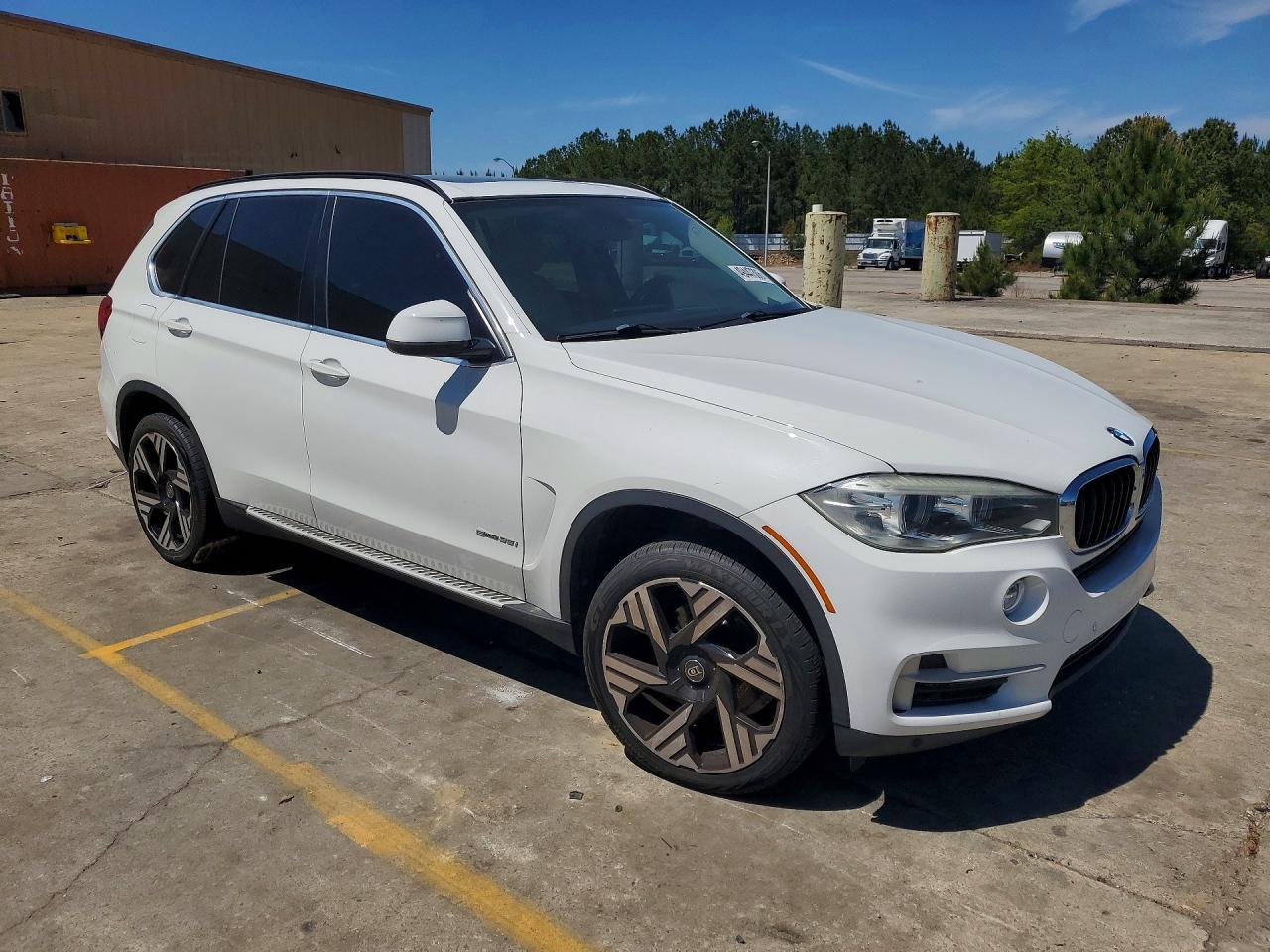 2016 BMW X5 Sdrive35I - zdjęcie 4