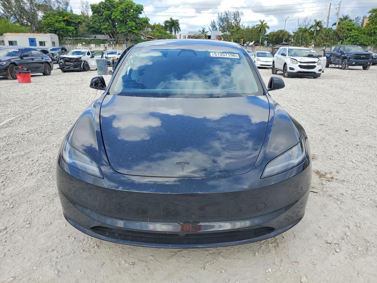 2026 Tesla Model 3 - zdjęcie 5