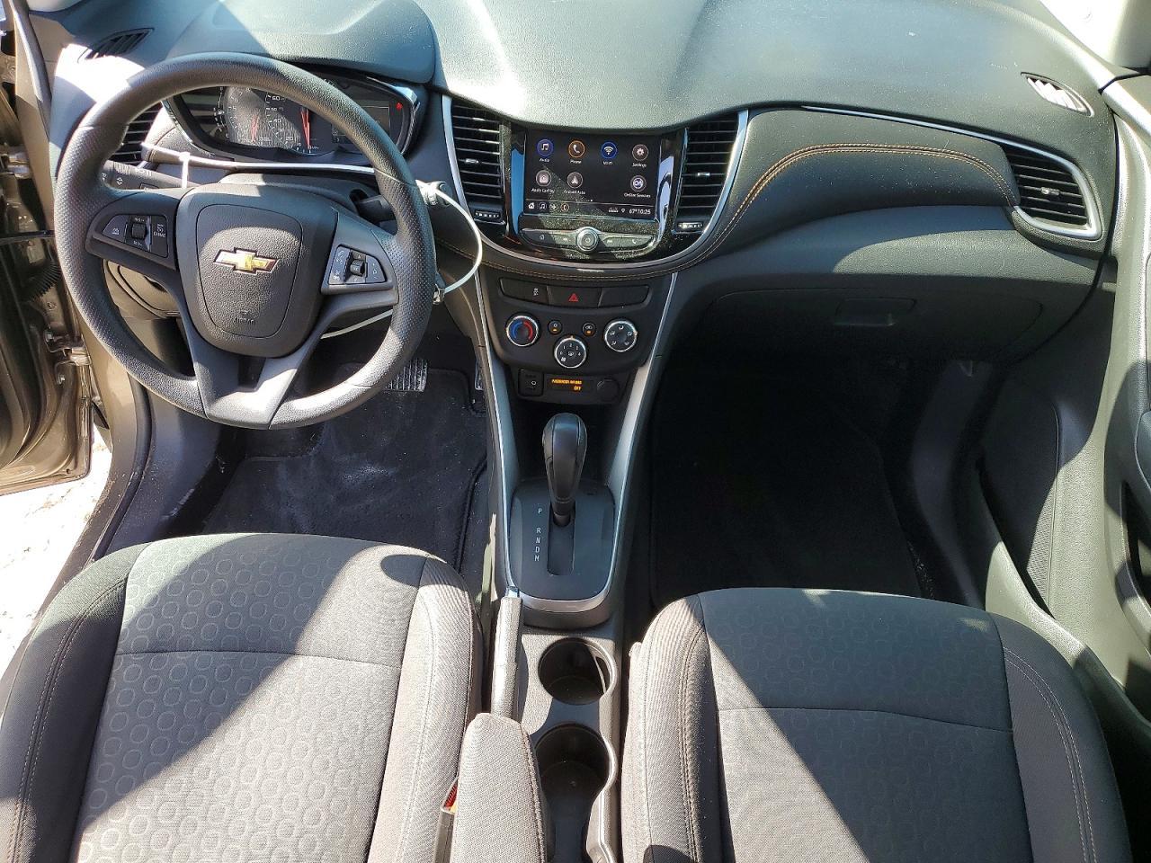 2021 Chevrolet Trax Ls - zdjęcie 8