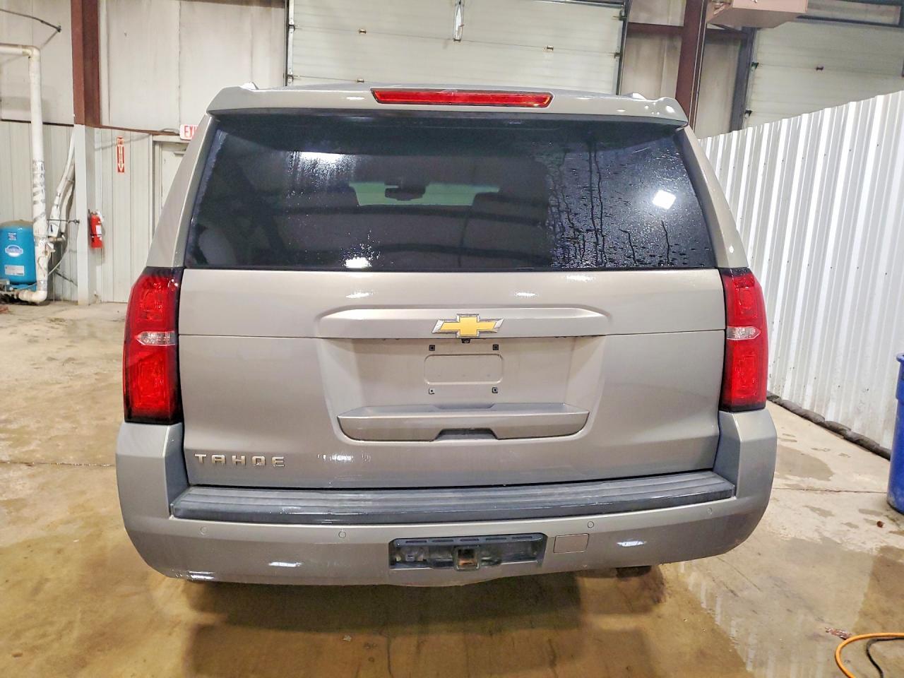 2017 Chevrolet Tahoe C1500 Lt - zdjęcie 6