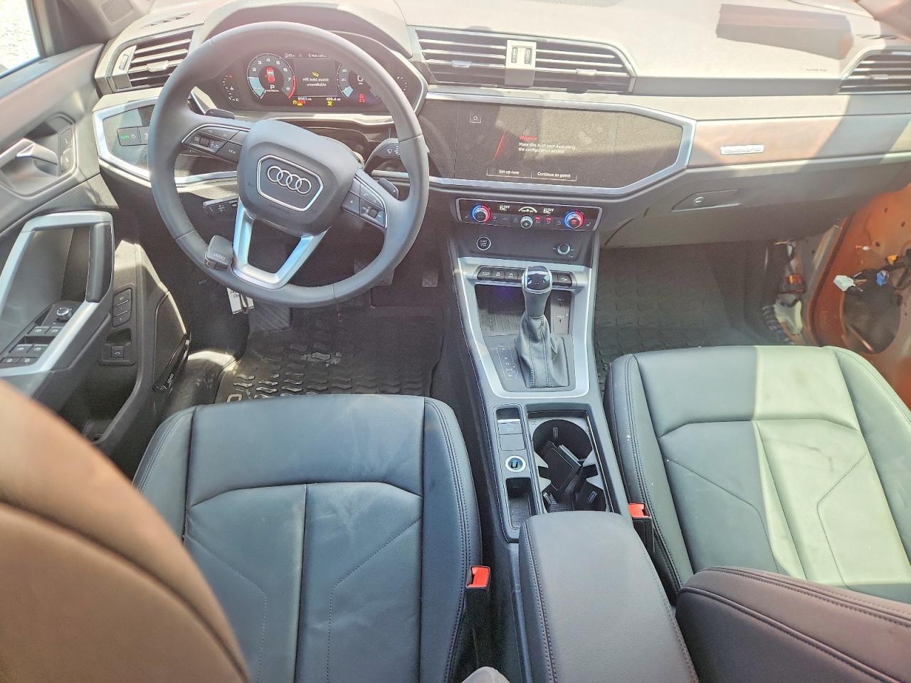 2025 Audi Q3 Premium Plus S Line 45 - zdjęcie 8