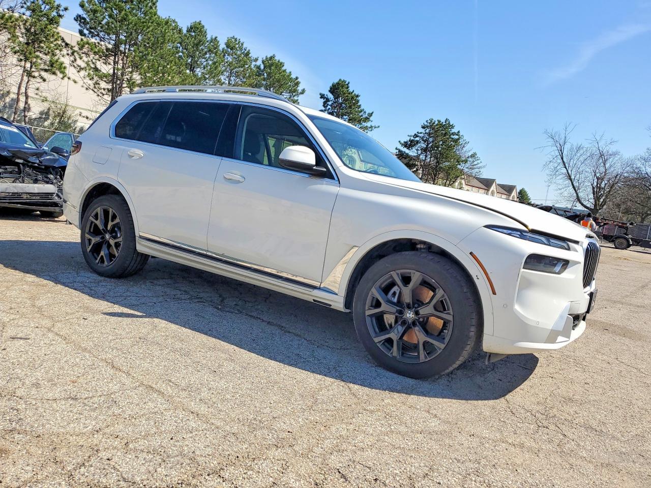 2026 BMW X7 xDrive40I - zdjęcie 4