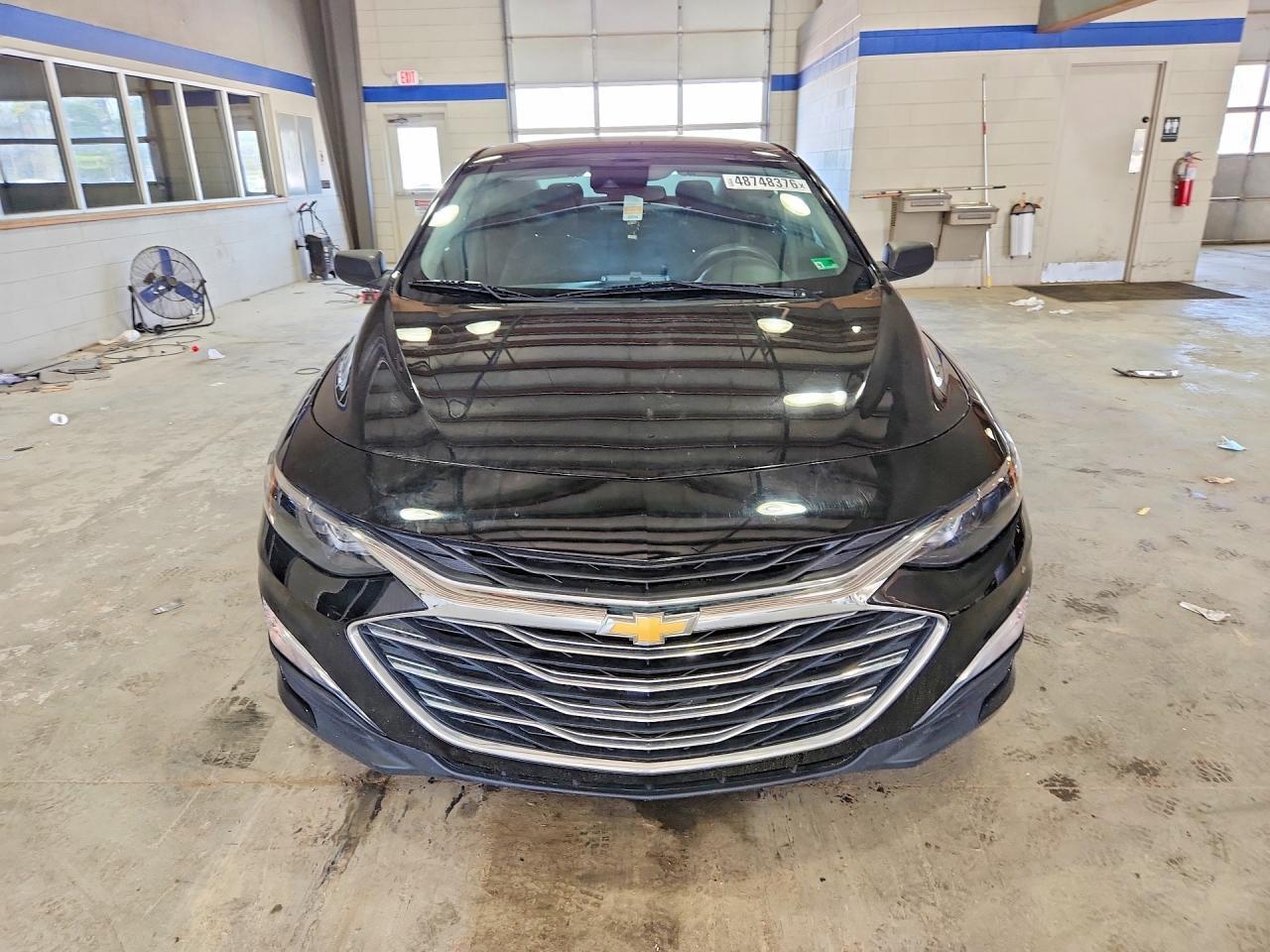 2022 Chevrolet Malibu Ls - zdjęcie 5