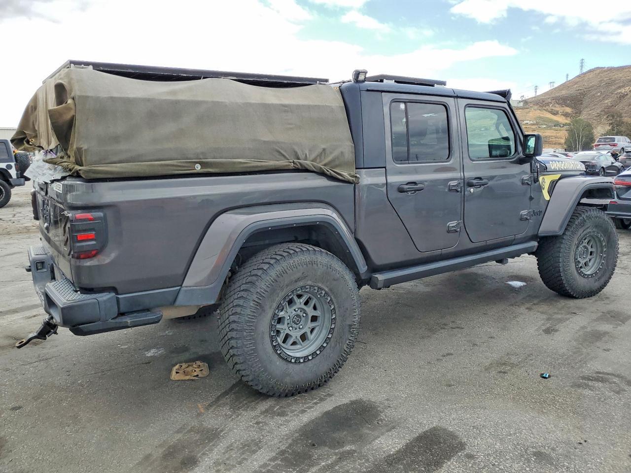 2021 Jeep Gladiator Sport - zdjęcie 3