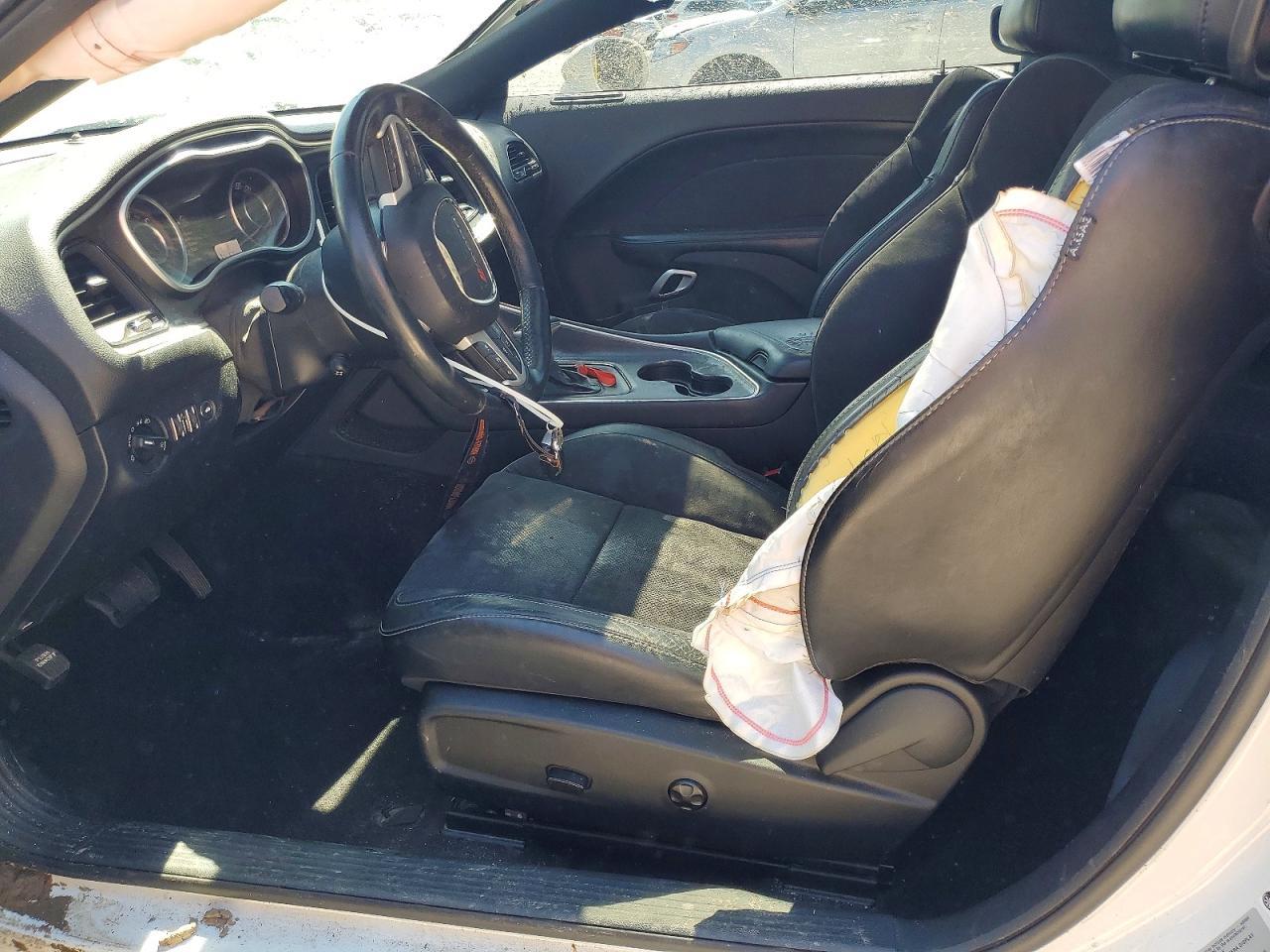 2015 Dodge Challenger R - zdjęcie 7