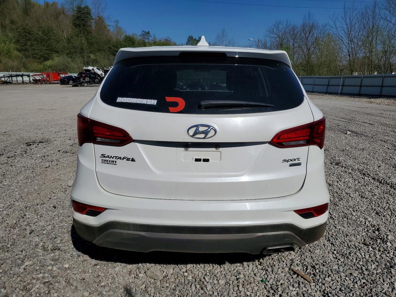 2017 Hyundai Santa Fe Sport 2.4L - zdjęcie 6