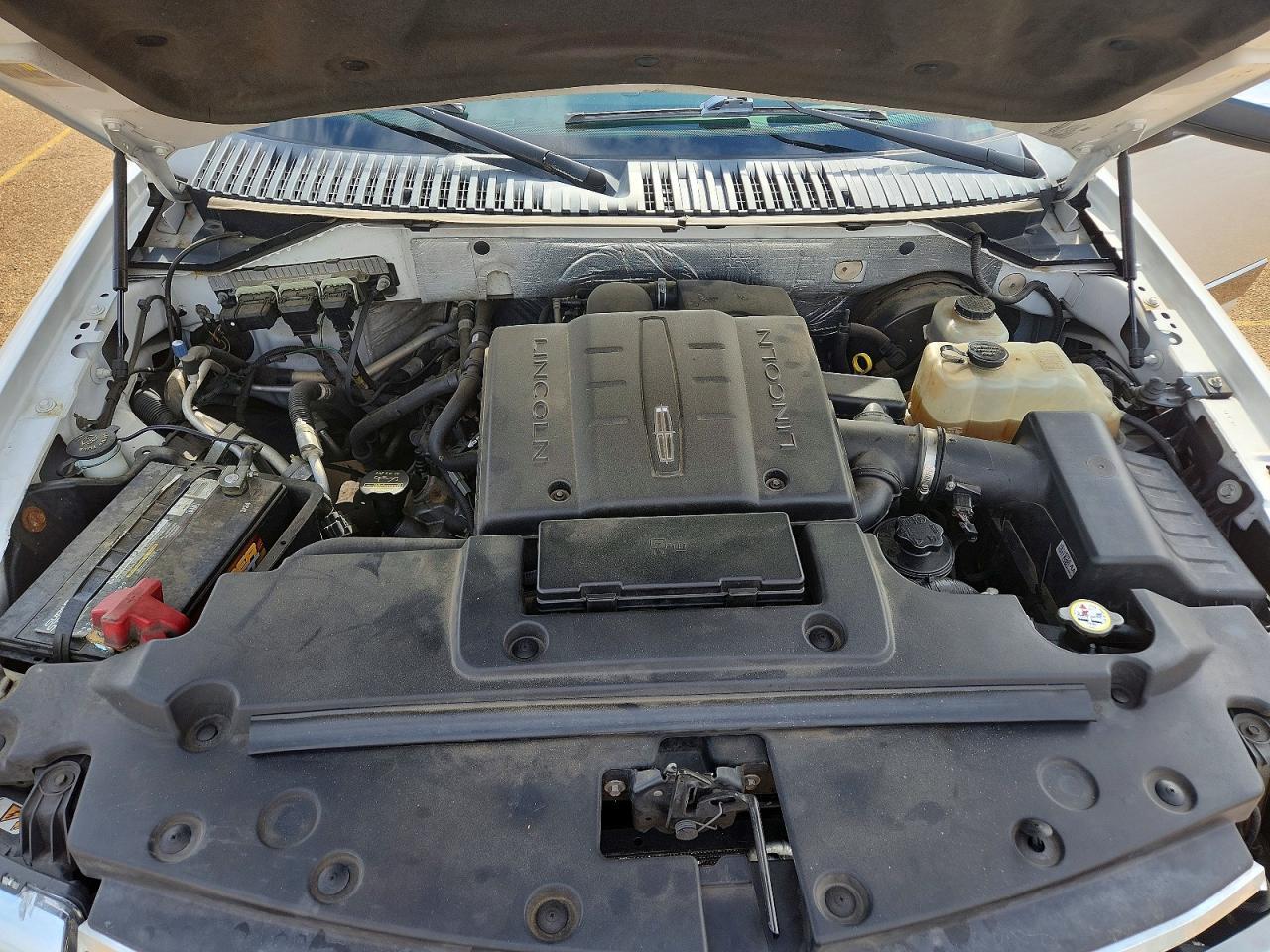 2013 Lincoln Townhouse Navigator - zdjęcie 12