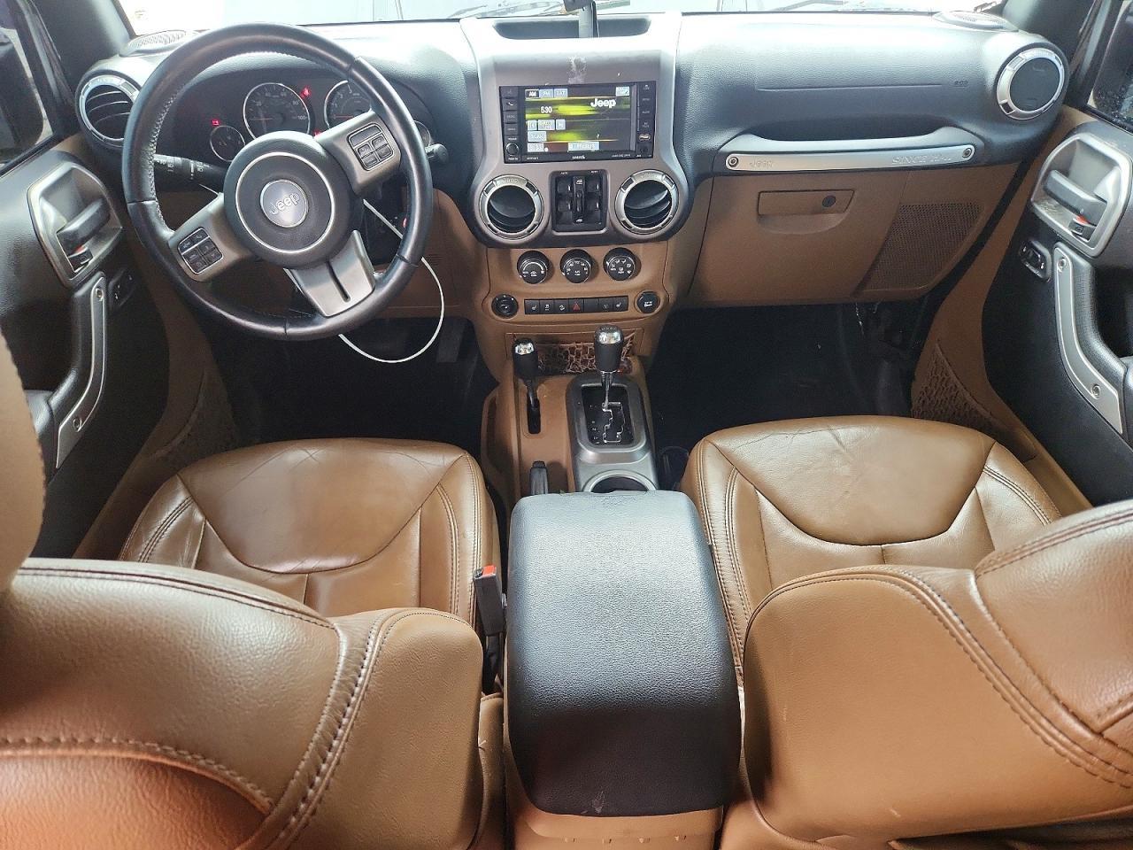 2015 Jeep Wrangler Unlimited Sahara - zdjęcie 8