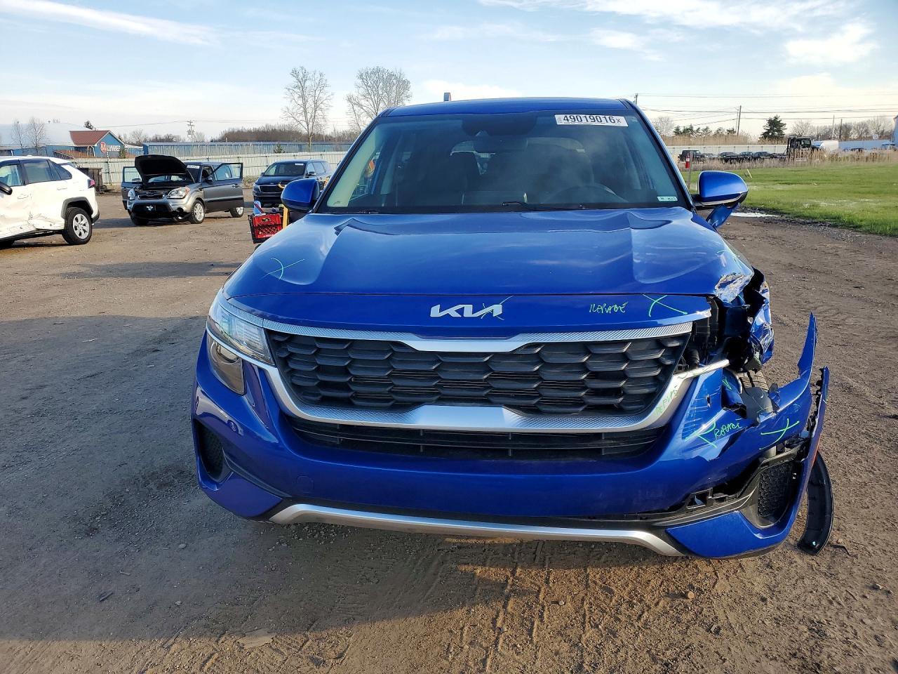 2022 Kia Seltos Lx - zdjęcie 5