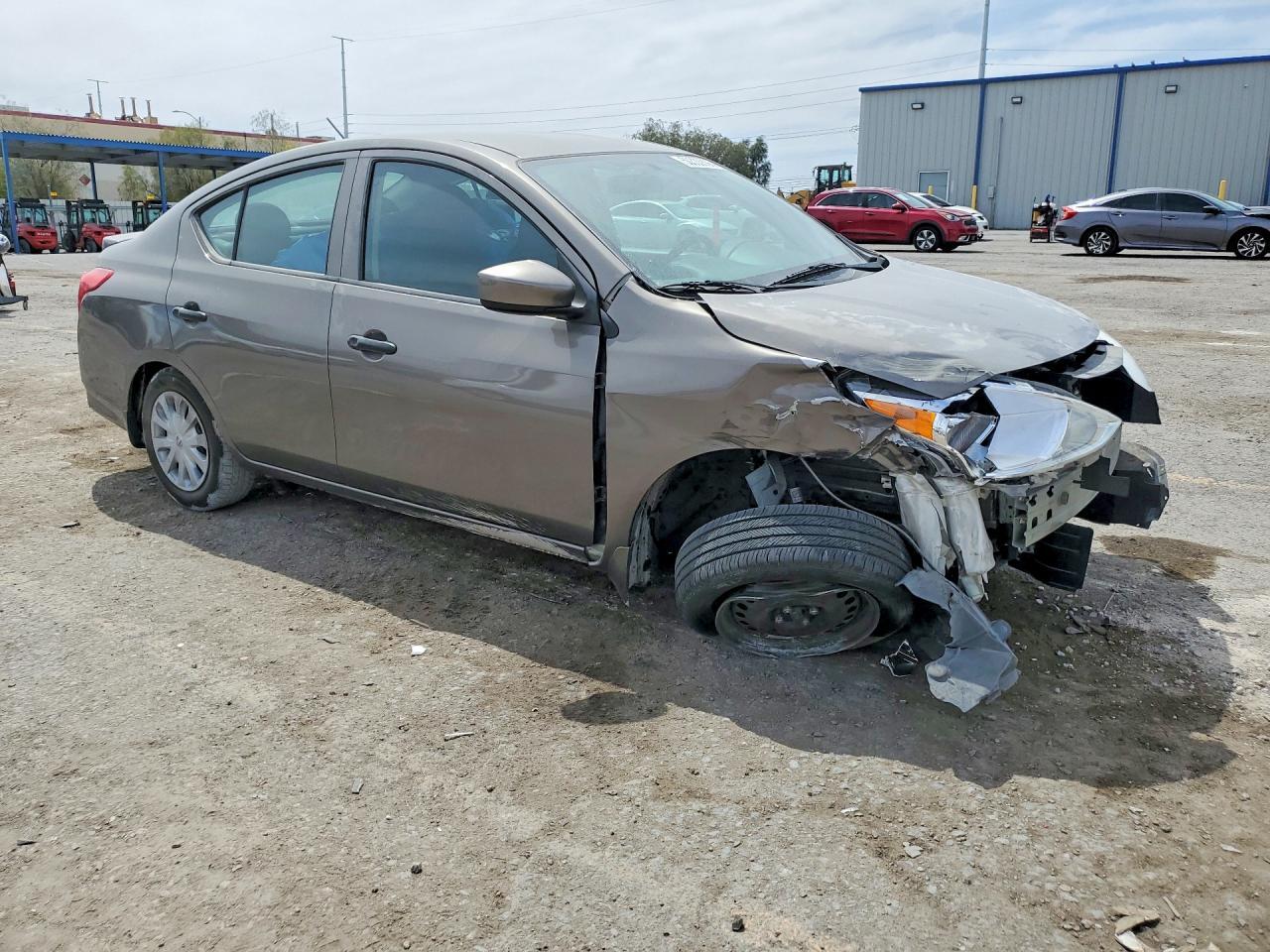 2016 Nissan Versa 1.6 S Plus - zdjęcie 4