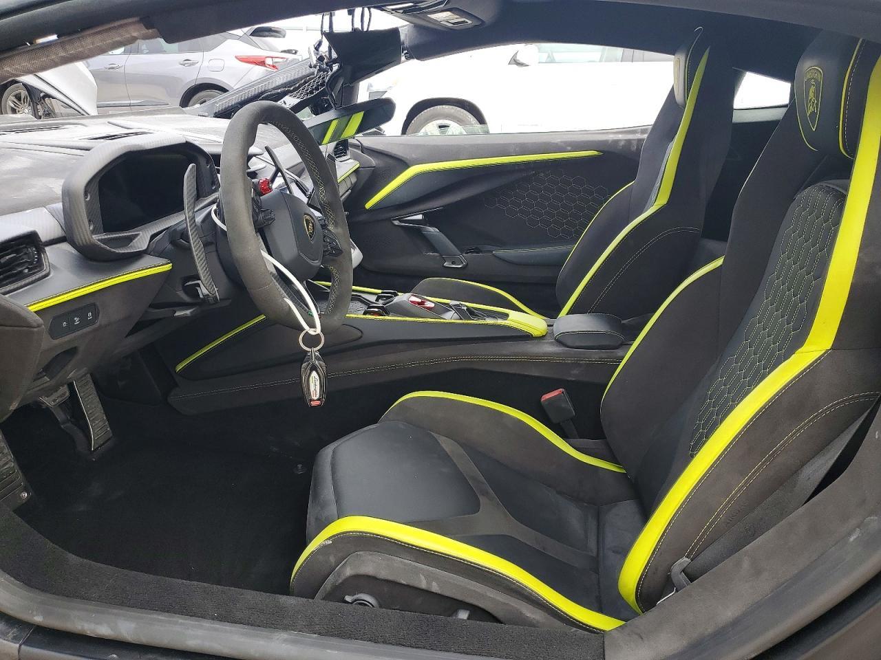 2024 Lamborghini Revuelto - zdjęcie 7
