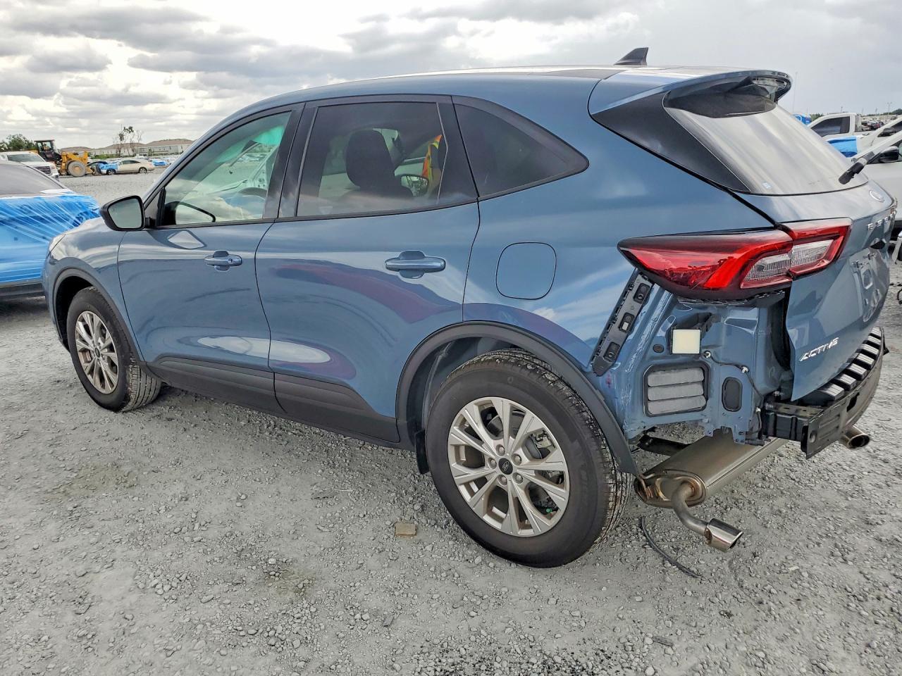 2026 Ford Escape Active - zdjęcie 2