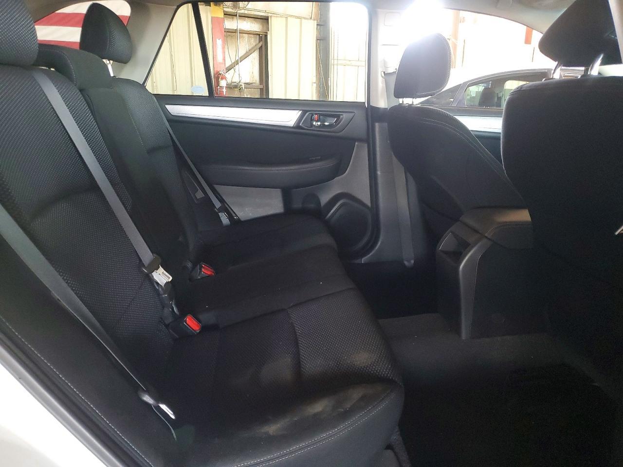 2016 Subaru Outback 2.5I Premium - zdjęcie 10