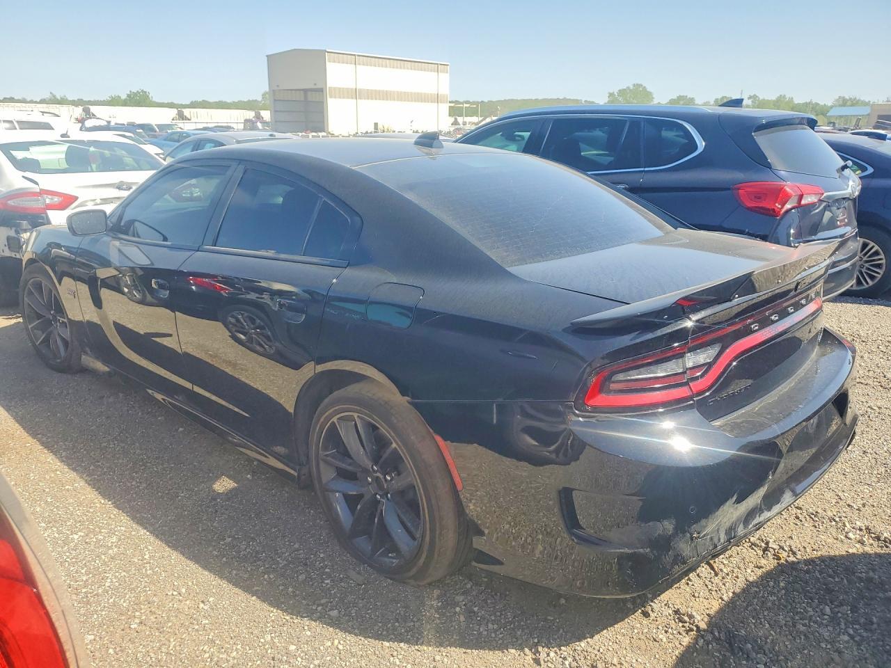 2019 Dodge Charger Scat Pack - zdjęcie 2