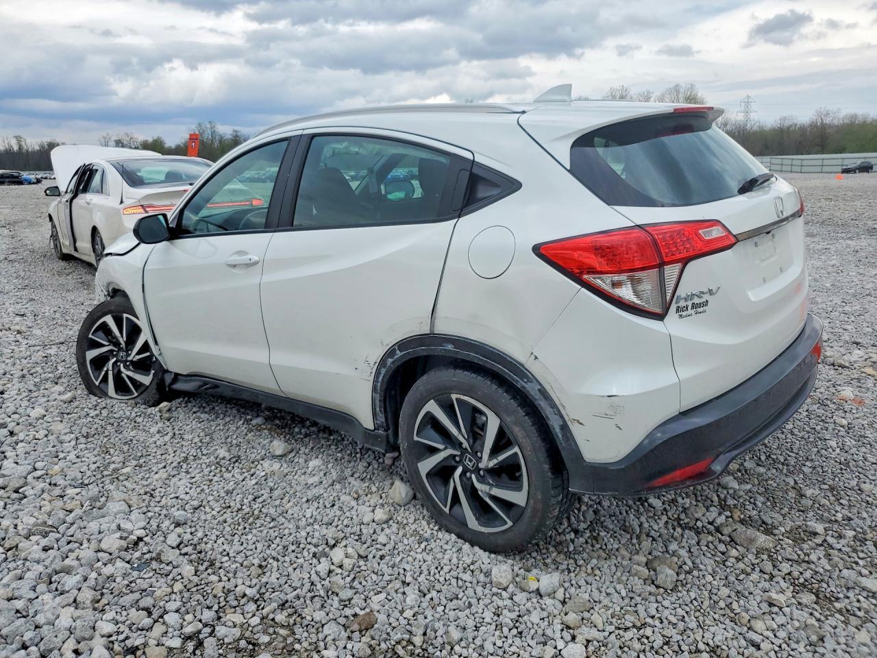 2019 Honda Hr-V Sport - zdjęcie 2