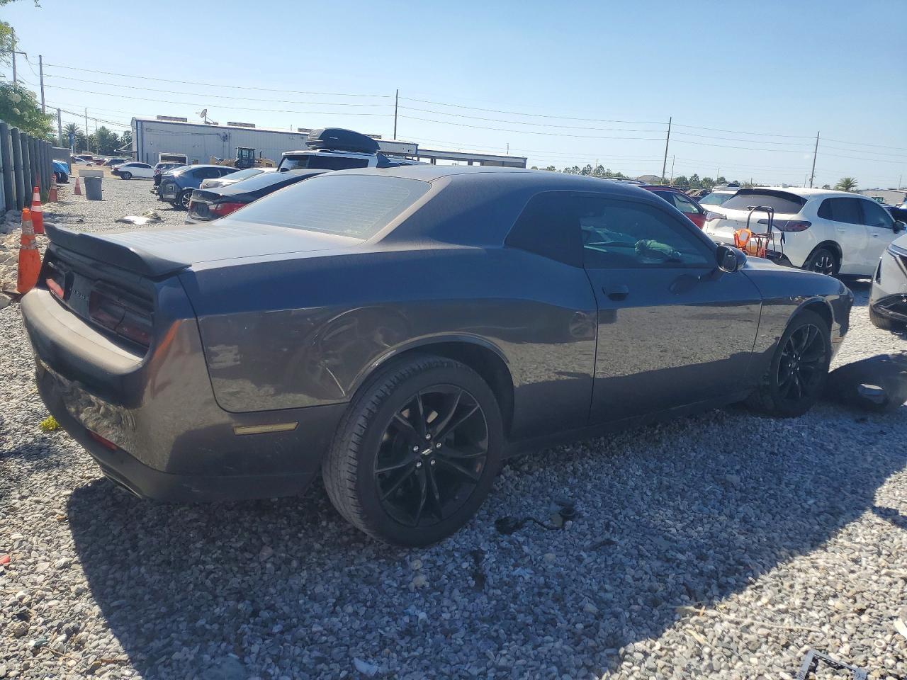 2017 Dodge Challenger Sxt - zdjęcie 3