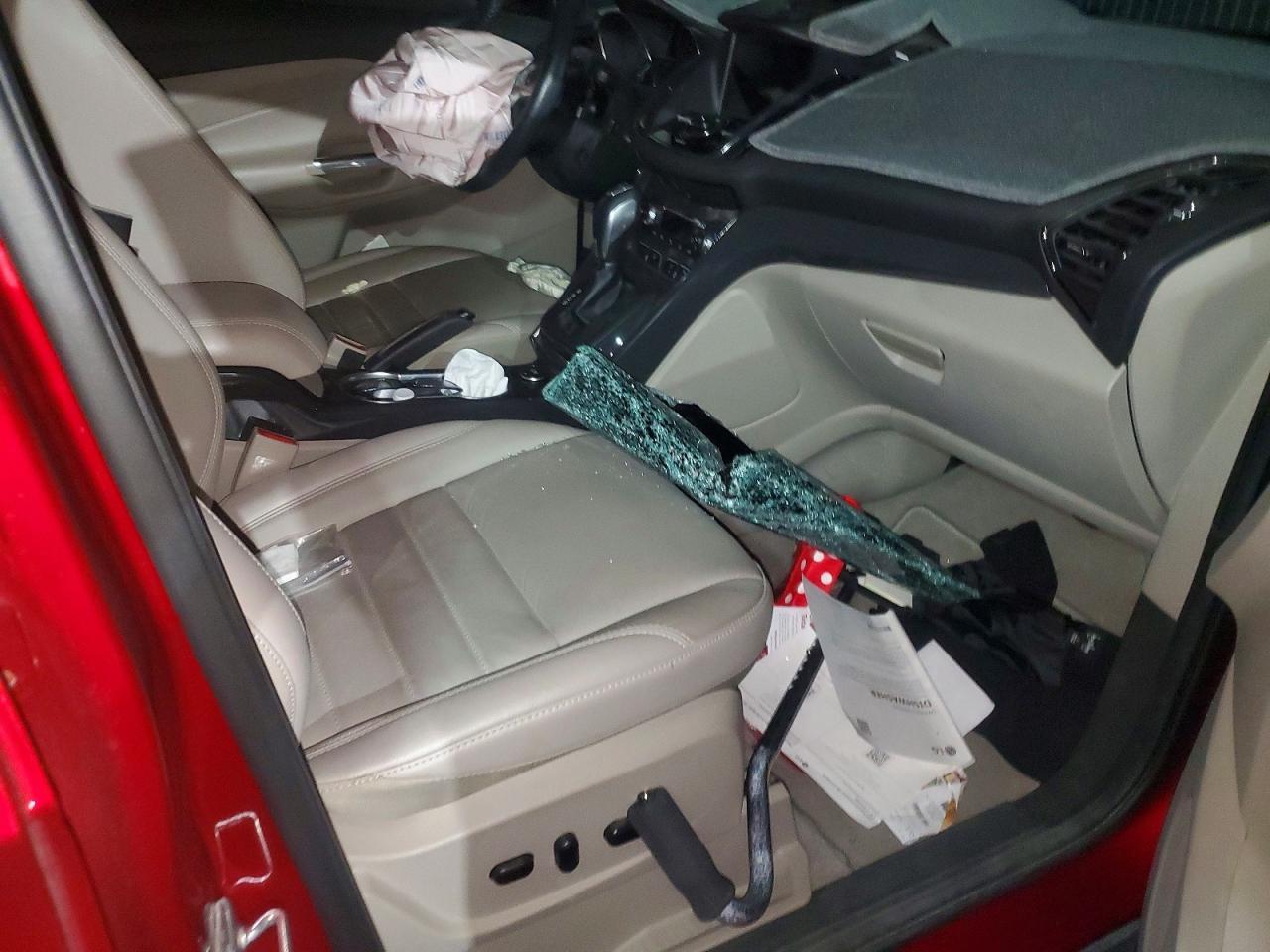 2016 Ford Escape Titanium - zdjęcie 13