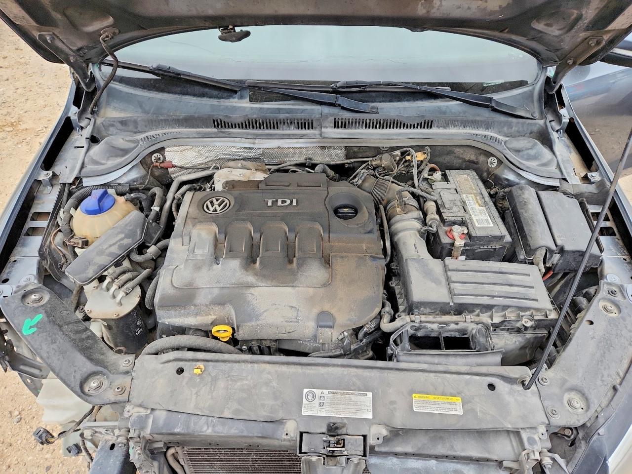 2015 Volkswagen Jetta Tdi - zdjęcie 11