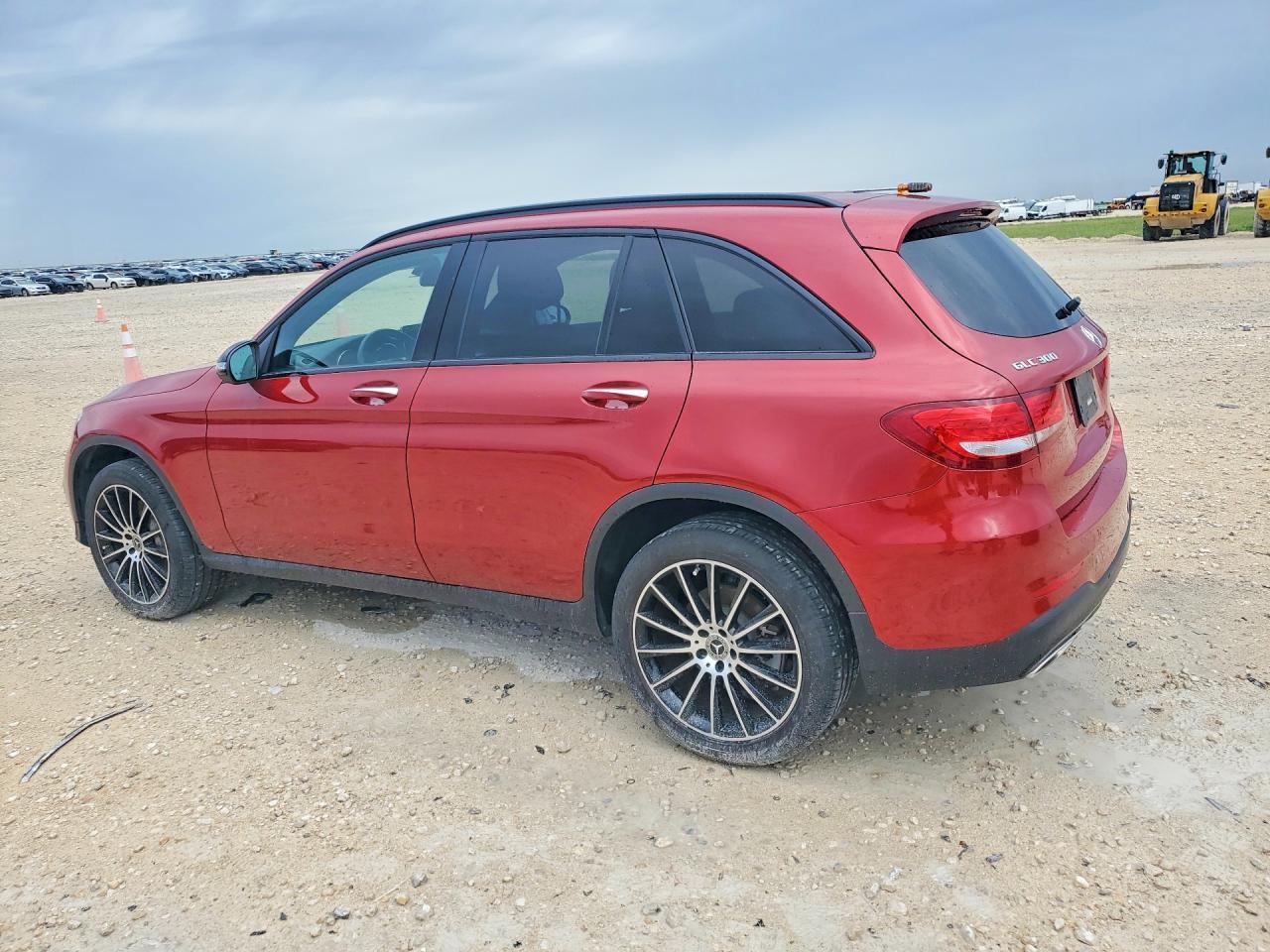 2018 Mercedes-Benz Glc 300 4Matic - zdjęcie 2