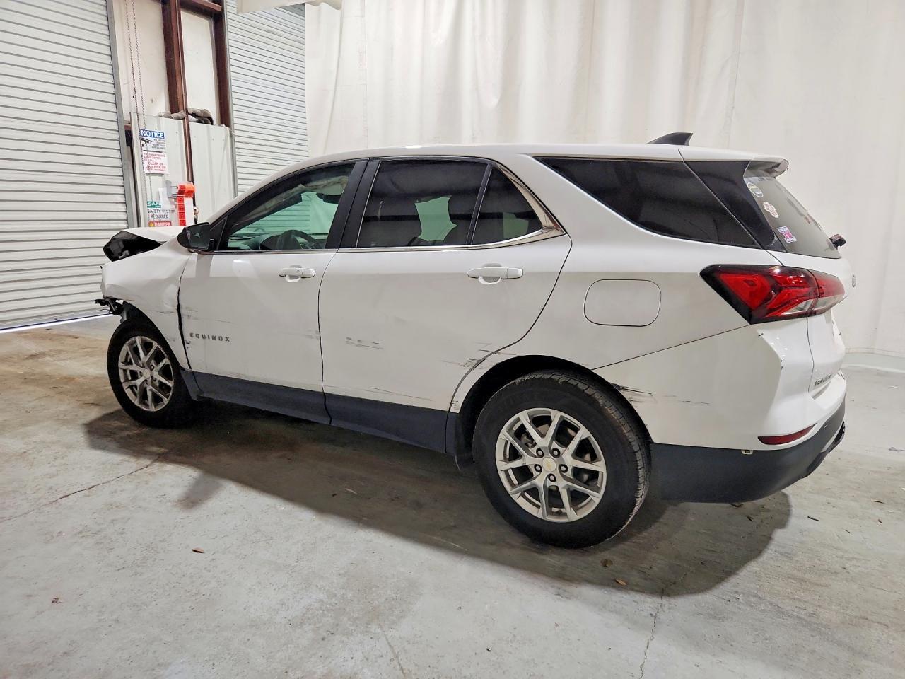 2022 Chevrolet Equinox Lt - zdjęcie 2