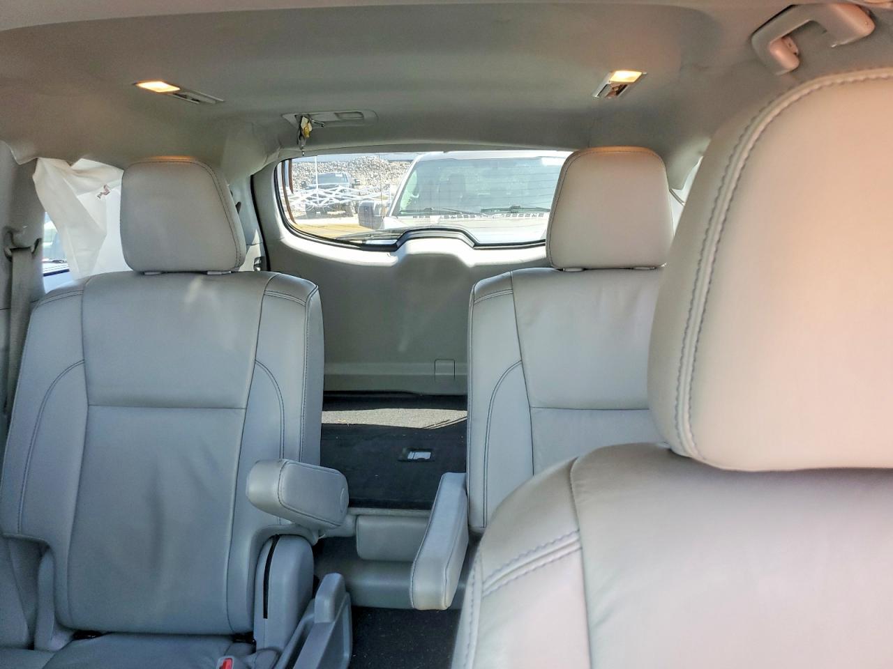 2019 Toyota Highlander Xle - zdjęcie 10