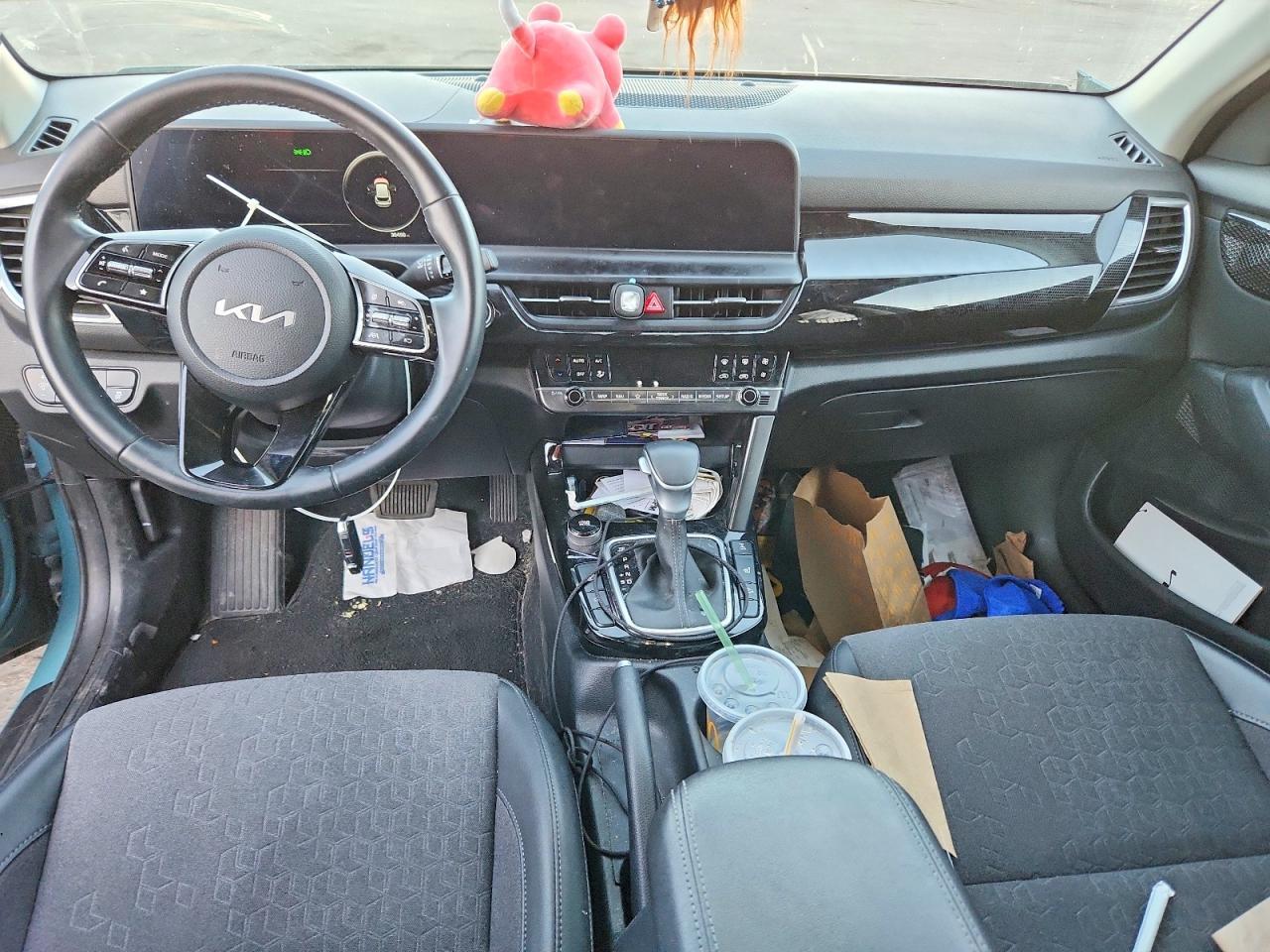 2024 Kia Seltos S - zdjęcie 8