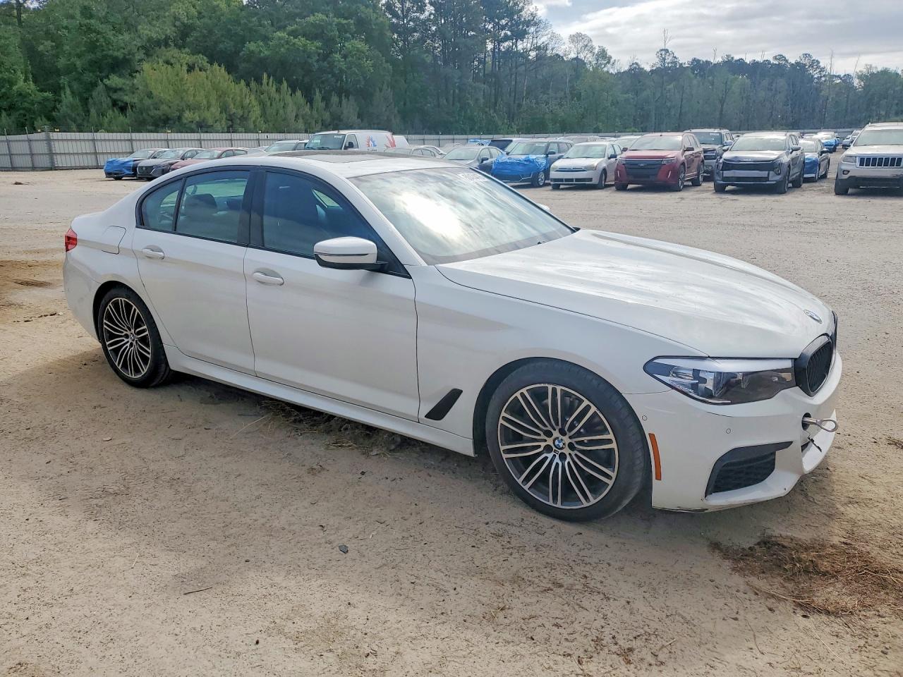 2019 BMW 540 Xi - zdjęcie 4