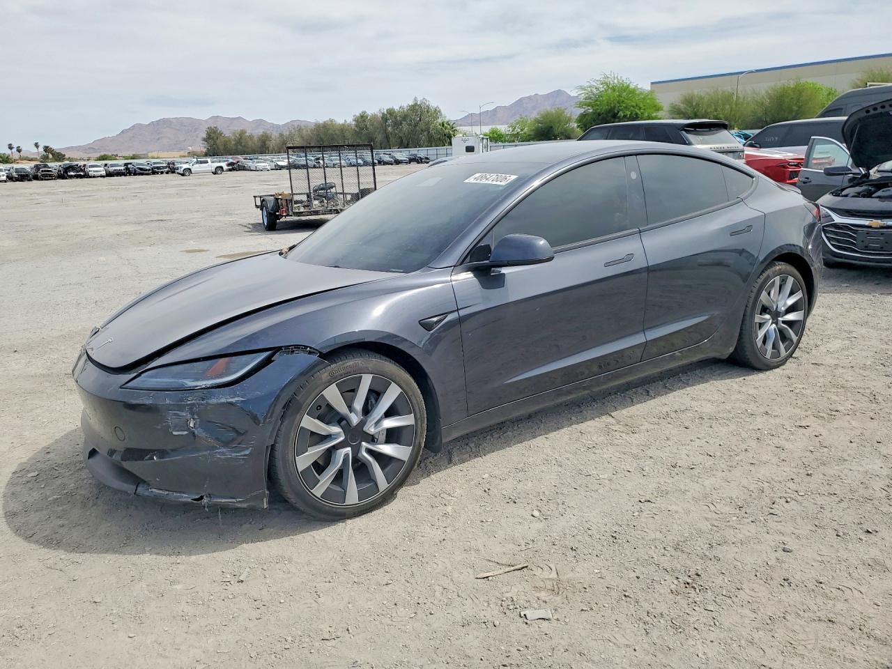 2024 Tesla Model 3 - zdjęcie główne