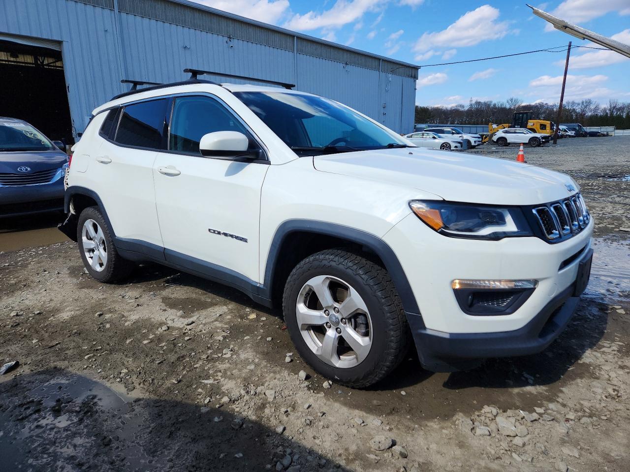 2018 Jeep Compass Latitude - zdjęcie 4