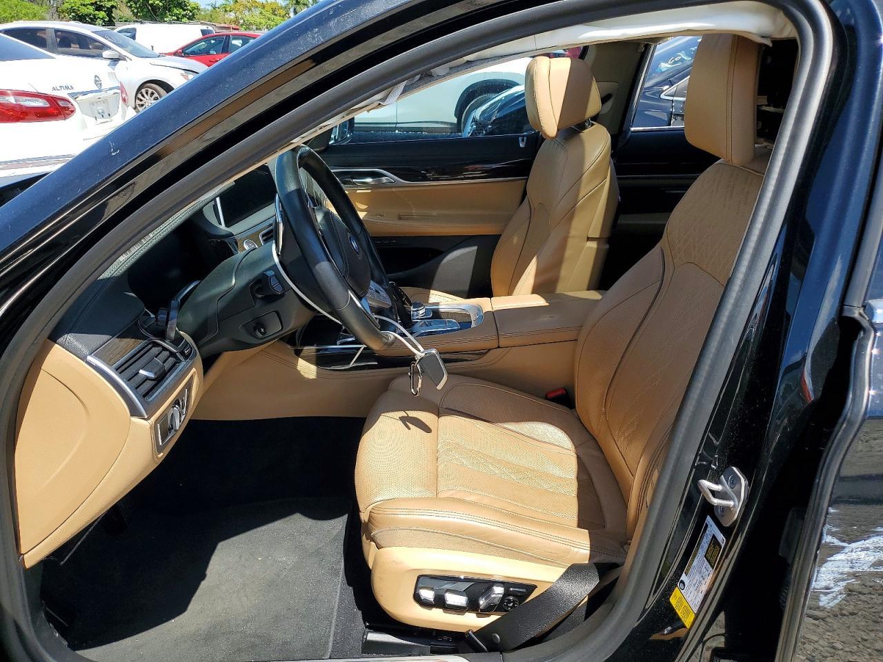 2022 BMW 740 I - zdjęcie 7