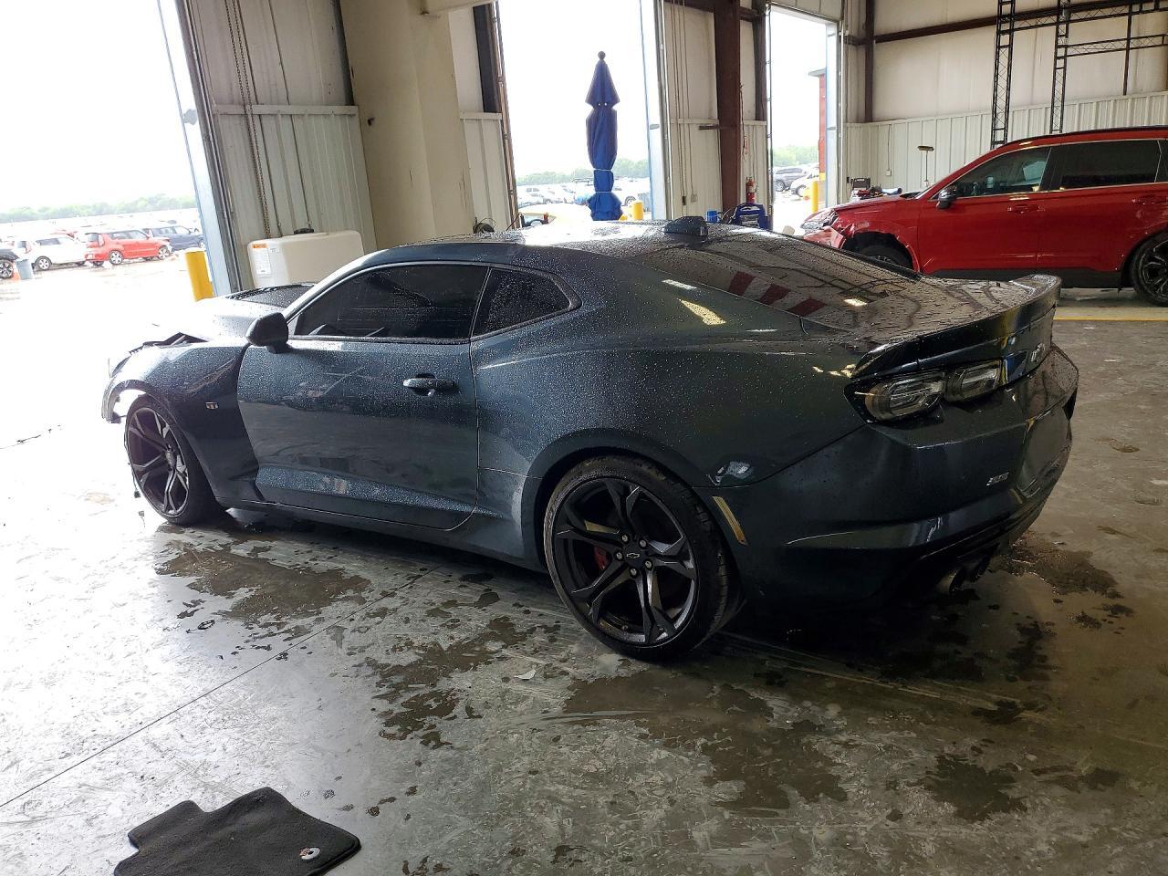 2021 Chevrolet Camaro Ss - zdjęcie 2