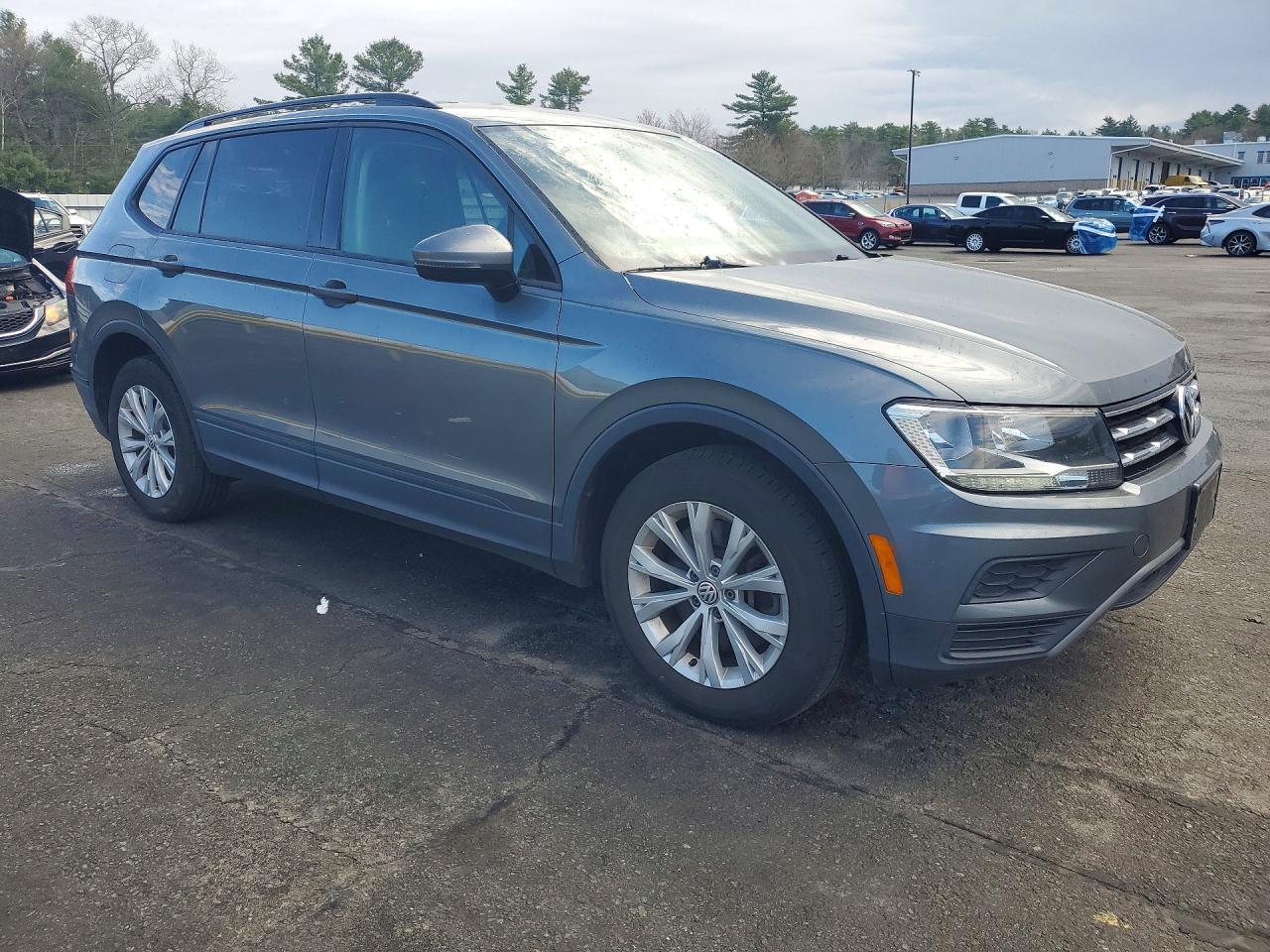 2018 Volkswagen Tiguan S - zdjęcie 4