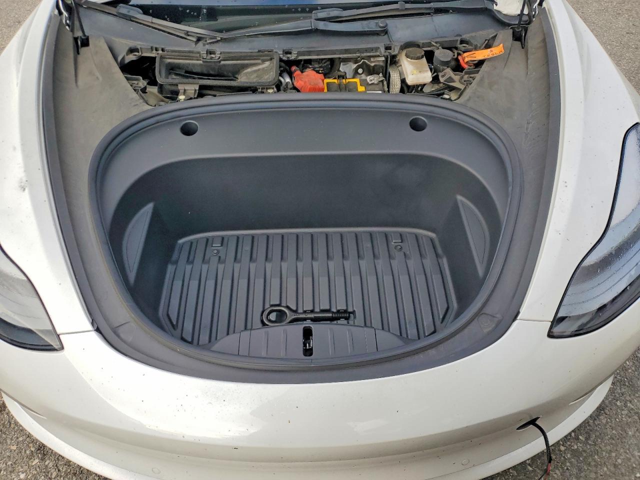 2022 Tesla Model 3 - zdjęcie 11