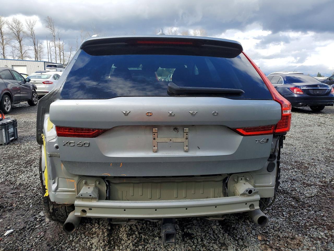 2018 Volvo Xc60 T6 Momentum - zdjęcie 6