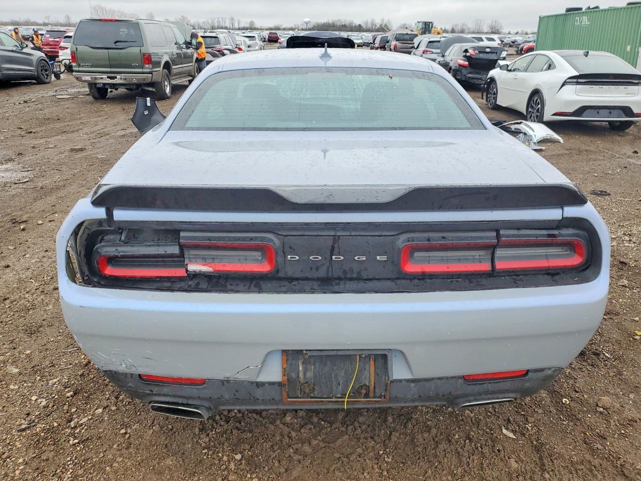 2017 Dodge Challenger Sxt - zdjęcie 6