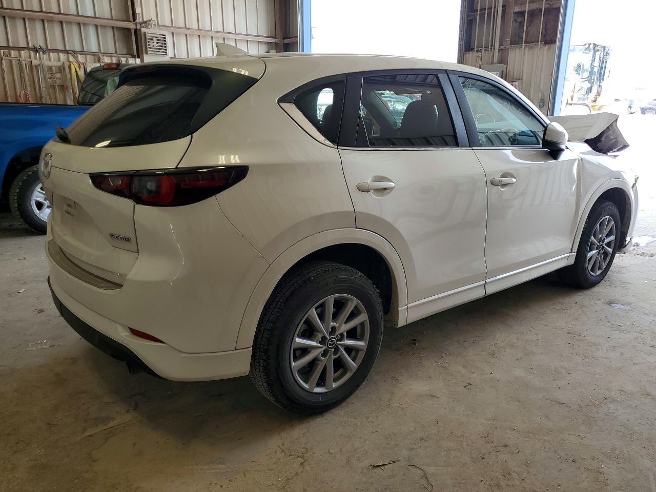 2024 Mazda Cx-5 Preferred - zdjęcie 3