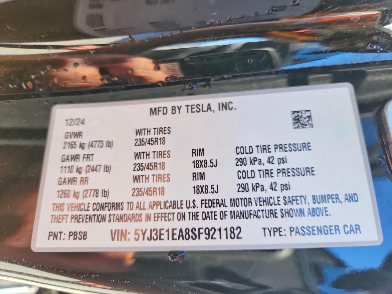 2025 Tesla Model 3 - zdjęcie 12