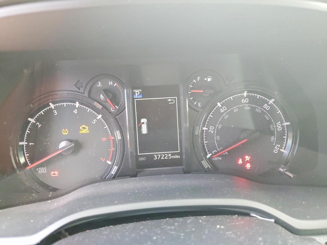2022 Toyota 4Runner Sr5 - zdjęcie 9