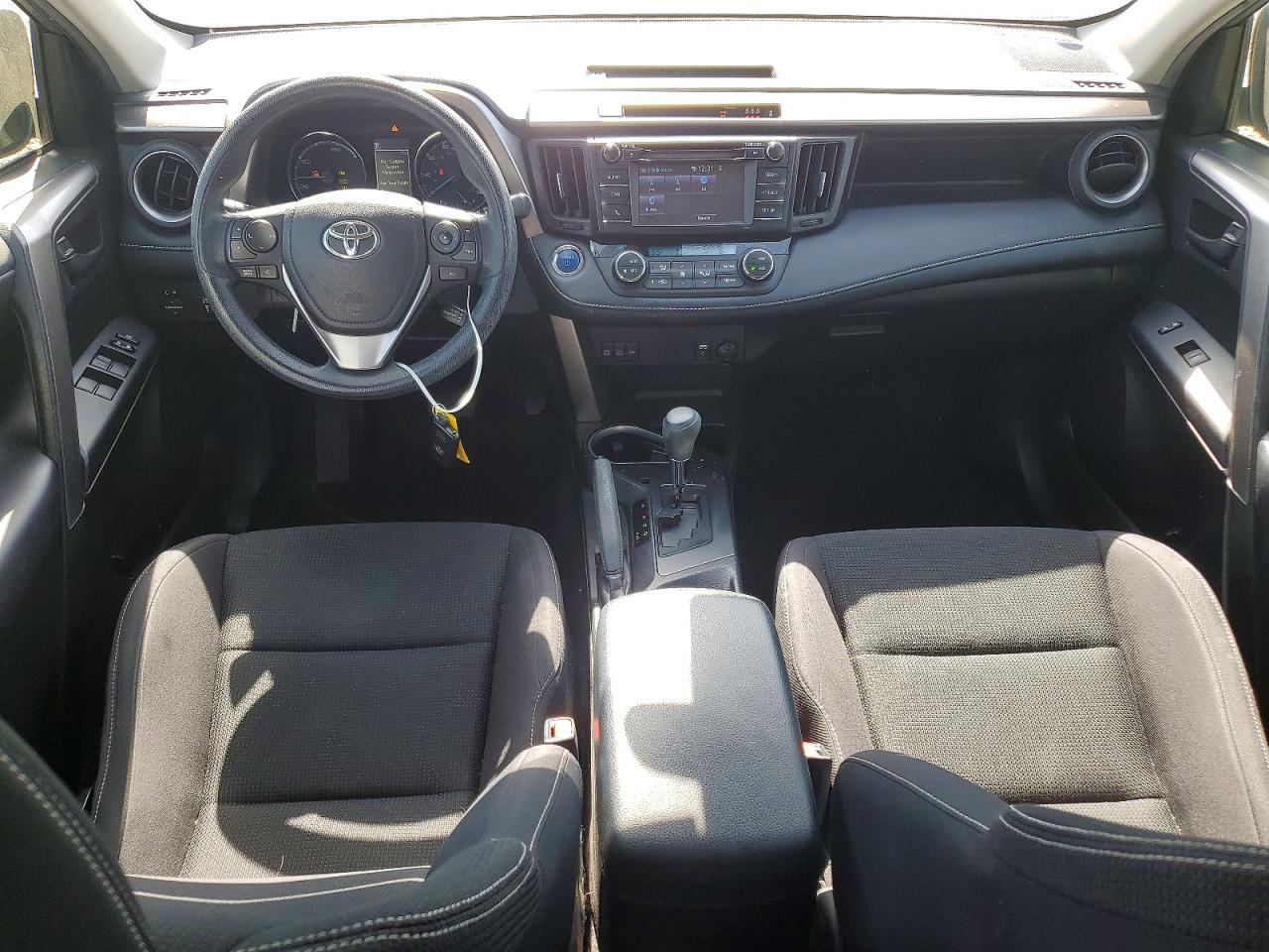 2018 Toyota Rav4 Hybrid Le - zdjęcie 8