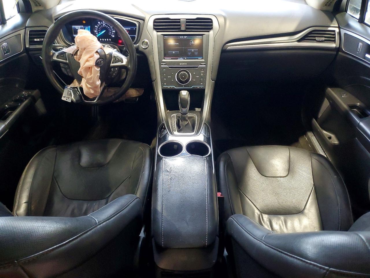 2014 Ford Fusion Titanium - zdjęcie 8