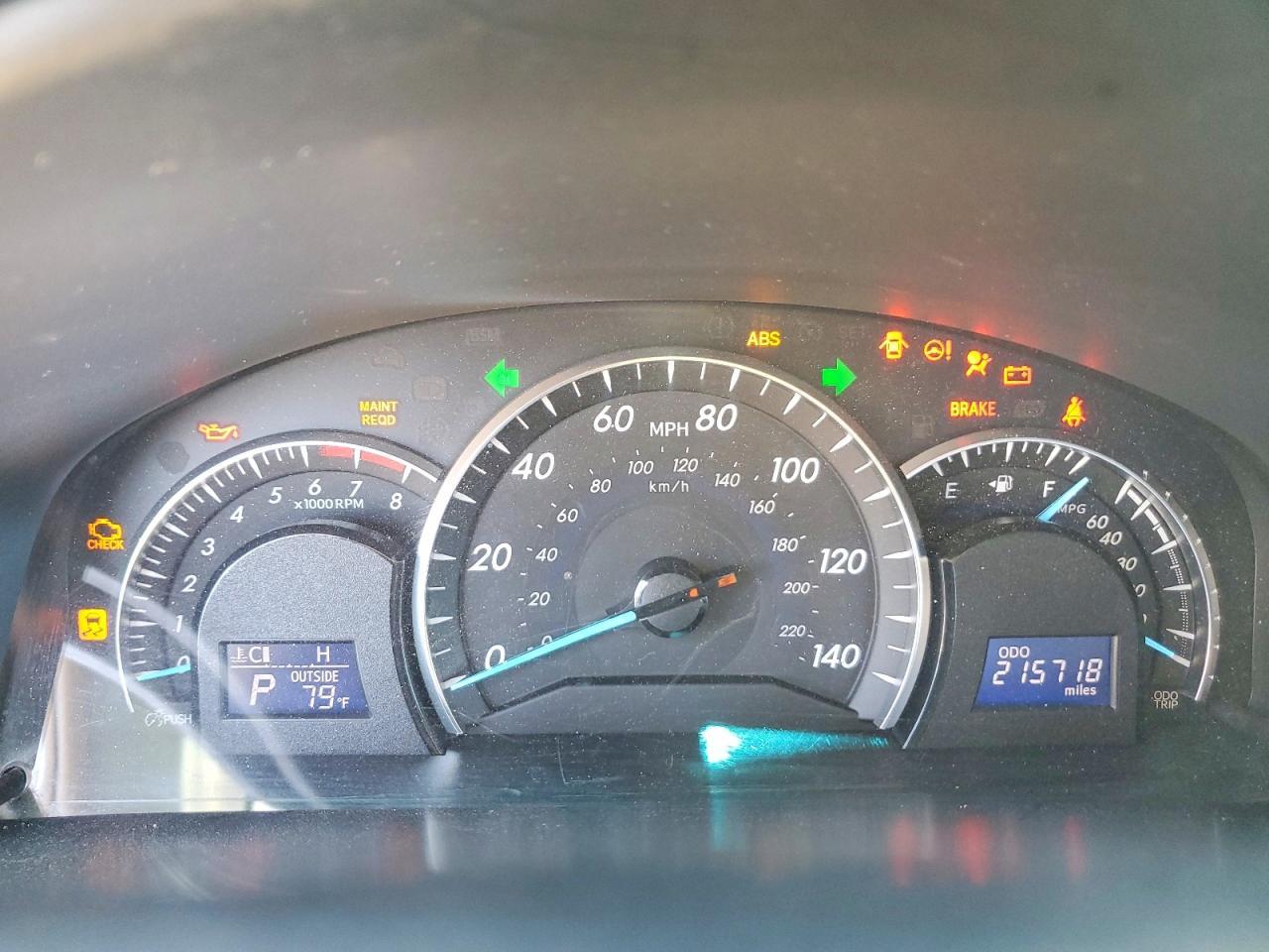 2014 Toyota Camry Xle - zdjęcie 9