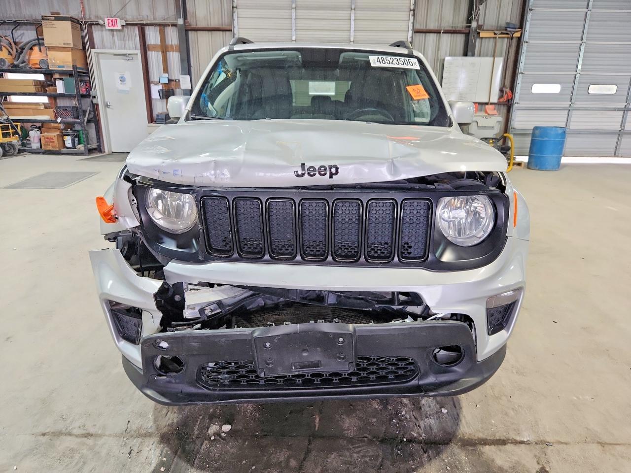 2020 Jeep Renegade Latitude - zdjęcie 5