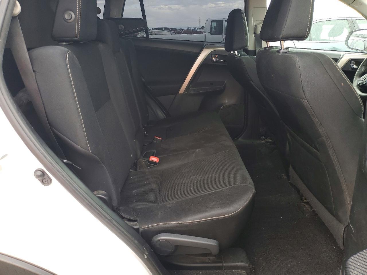 2015 Toyota Rav4 Xle - zdjęcie 11
