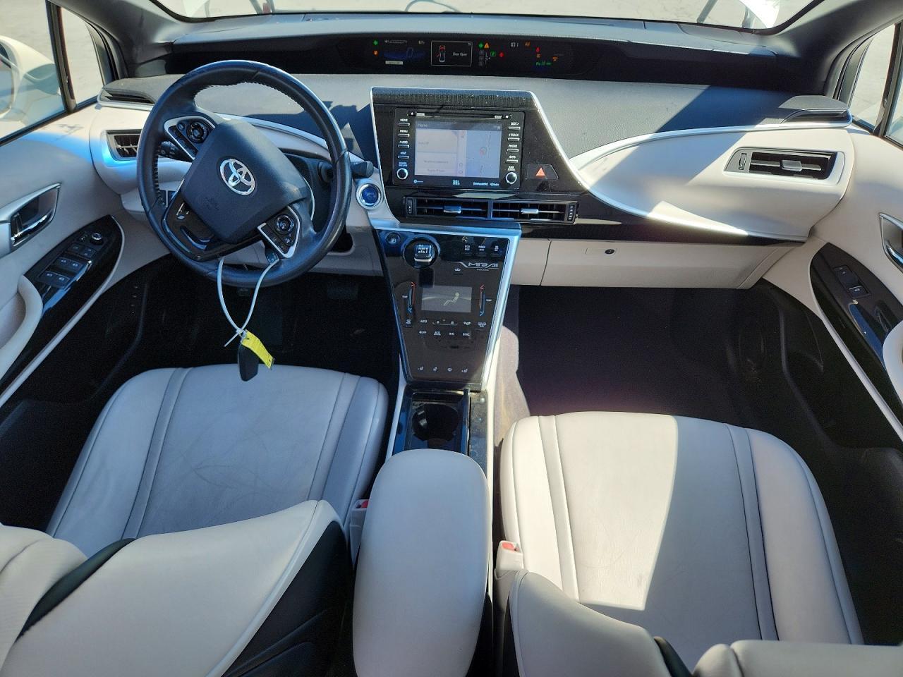 2018 Toyota Mirai Base - zdjęcie 8