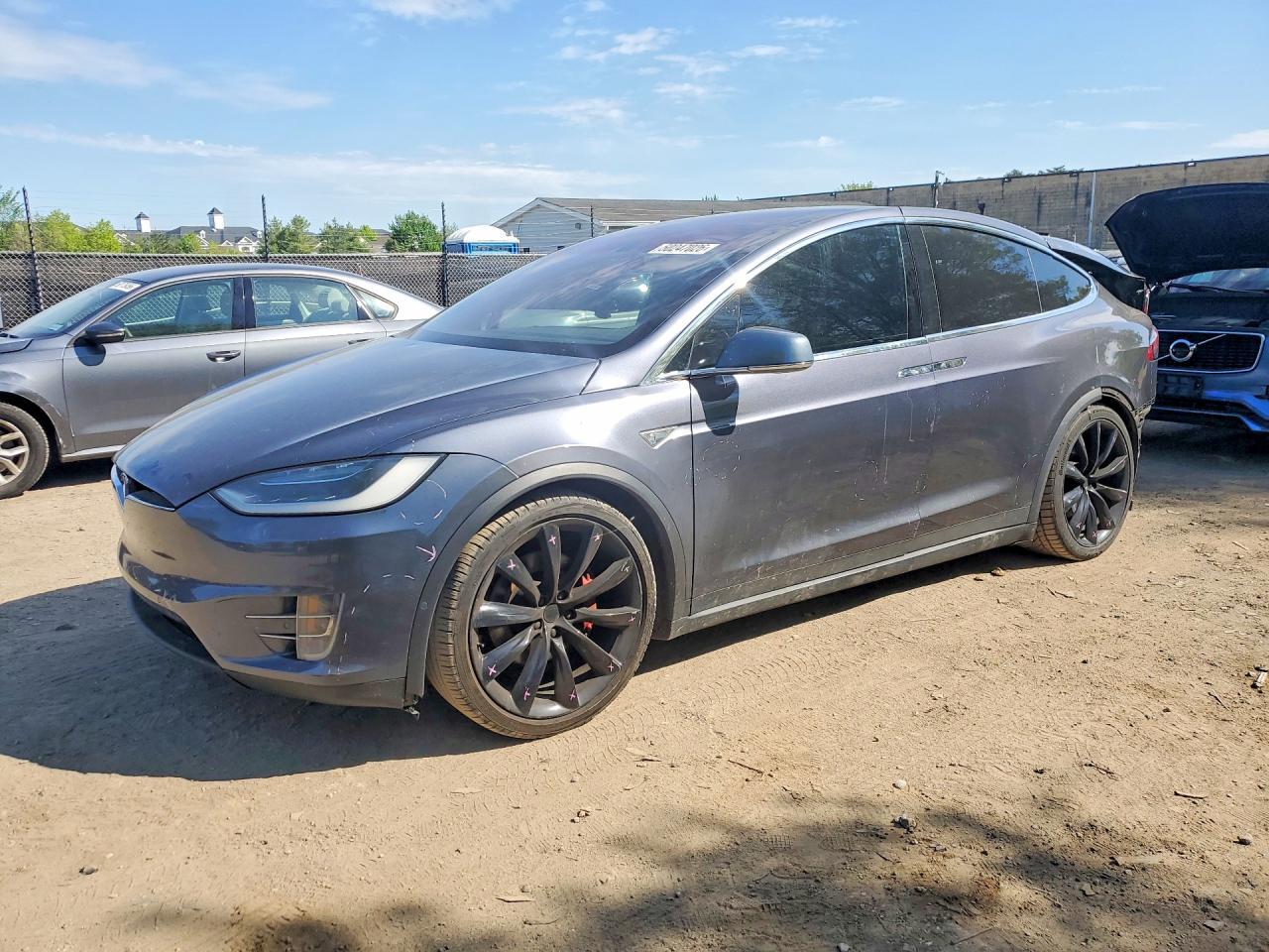 2016 Tesla Model X - zdjęcie główne