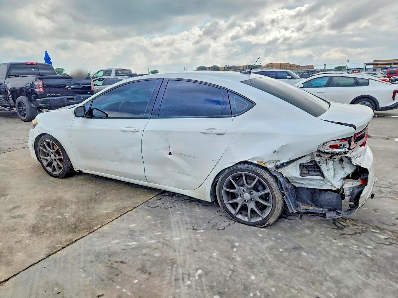2013 Dodge Dart - zdjęcie 2